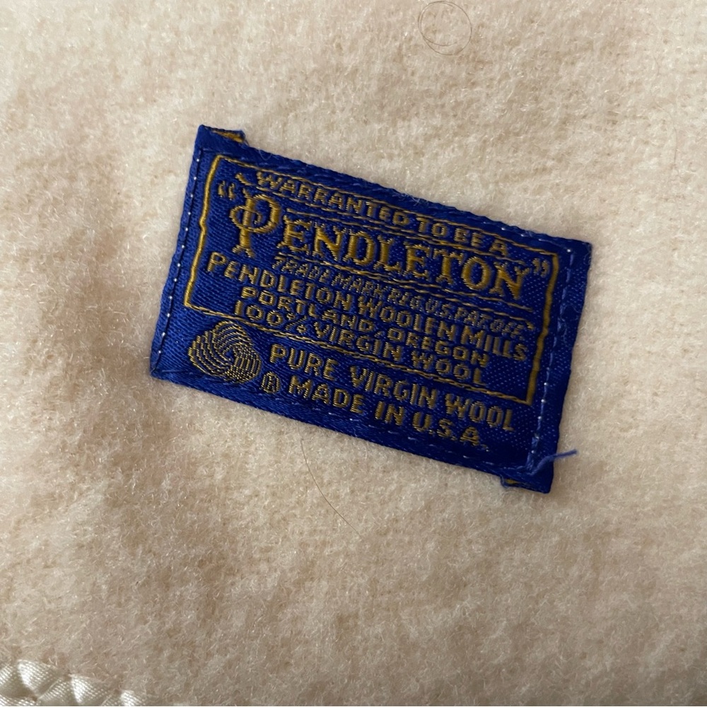 Pendleton Cream Wool Blanket